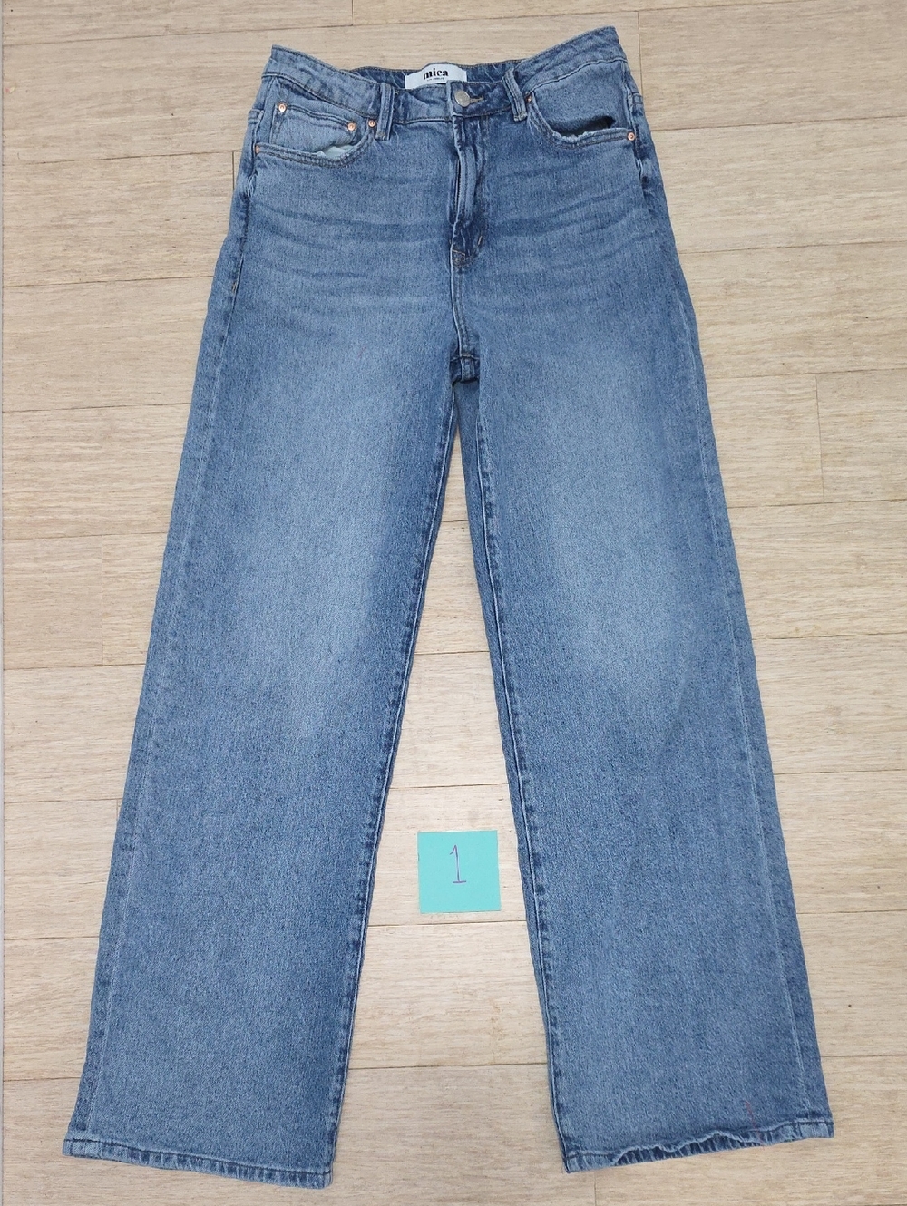Straight-Leg Women's Jeans in Medium Blue Denim by mira